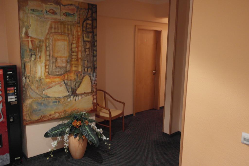 Hotel Jahnhaus Langenfeld  Luaran gambar